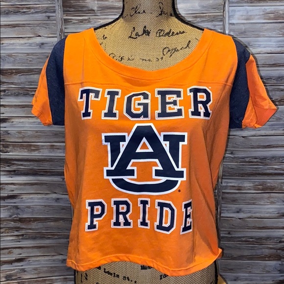 Auburn T-shirt.               MY12 - Picture 1 of 3